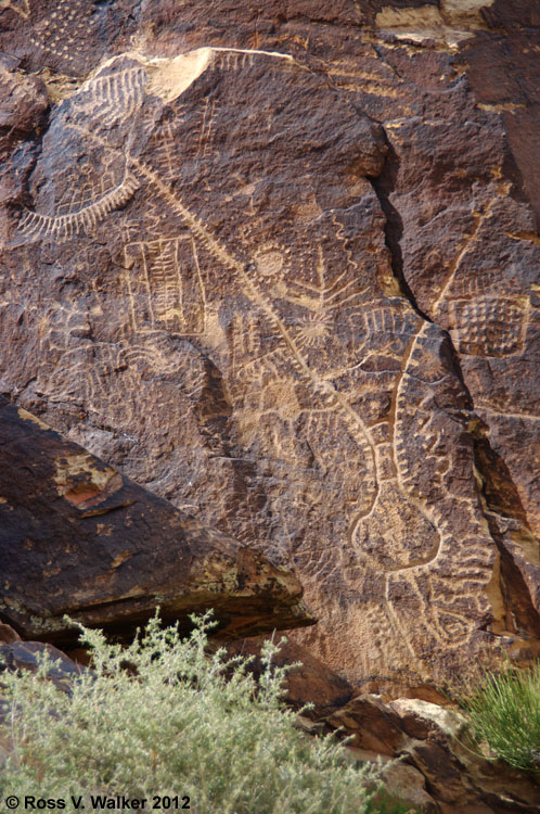 "Zipper" Petroglyph - Parowan Gap, Utah