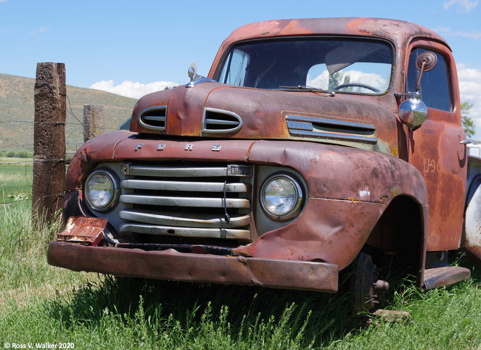 1948 - 1950 Ford F-3 pickup truck